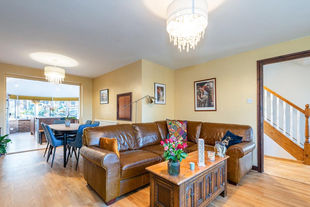 Open Plan Dining Lounge/Kitchen