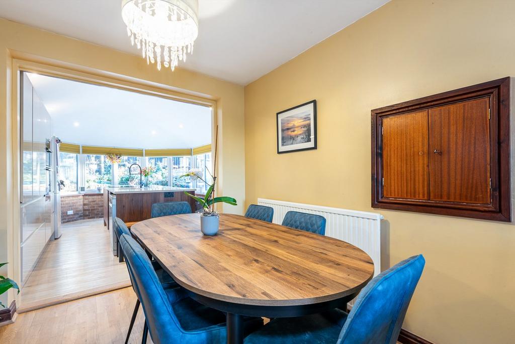 Dining Lounge