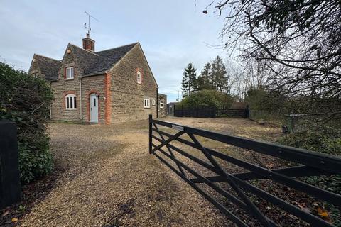 3 bedroom semi-detached house for sale, Siddington, Cirencester, Gloucestershire, GL7