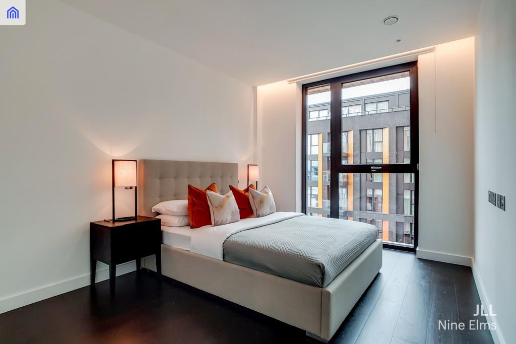 8 Master Bedroom 5