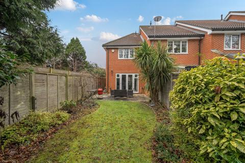 2 bedroom end of terrace house for sale, The Laurels, Woodley, Reading