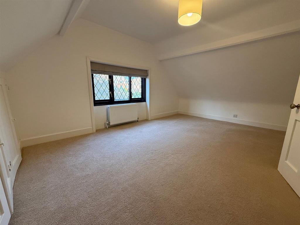 Bedroom 2.jpg