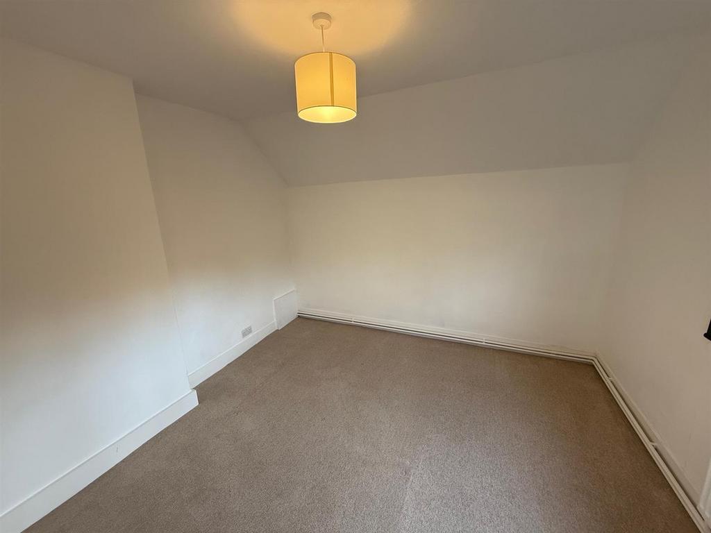 Bedroom 3.jpg