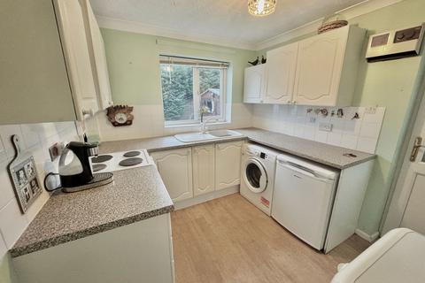 undefined, Lester Drive, Haddenham
