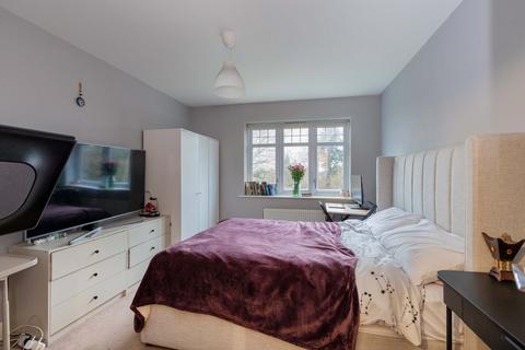 2 bedroom flat for sale, Bhamra Gardens, Maidenhead SL6