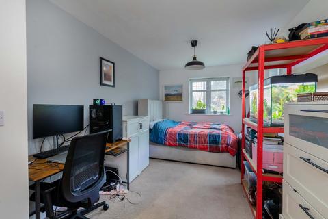 2 bedroom flat for sale, Bhamra Gardens, Maidenhead SL6