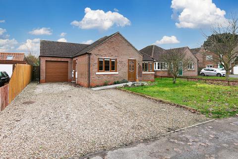 3 bedroom detached bungalow for sale, Swales Drive, Market Weighton, York, YO43 3BF