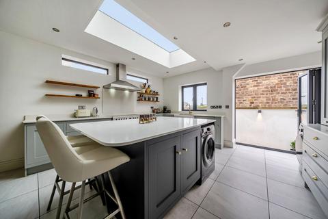 4 bedroom terraced house for sale, Dragon View, Harrogate, HG1