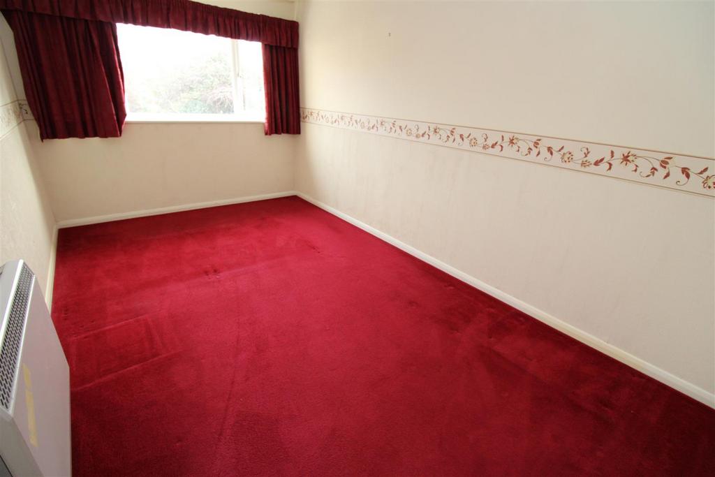 Bedroom 1.JPG