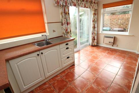 3 bedroom end of terrace house for sale, Seaton Park, Wick, Littlehampton