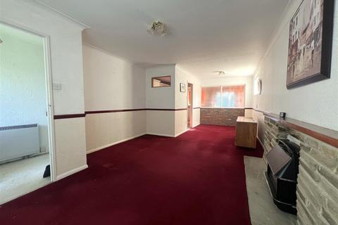 3 bedroom end of terrace house for sale, Seaton Park, Wick, Littlehampton