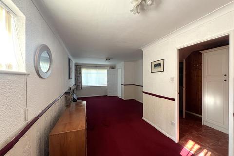 3 bedroom end of terrace house for sale, Seaton Park, Wick, Littlehampton