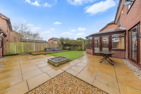 4 bedroom detached house for sale, Applecross Close, Birchwood, WA3