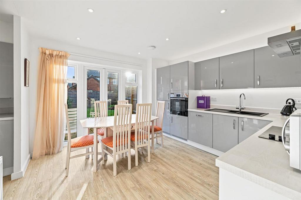 Kitchen Diner