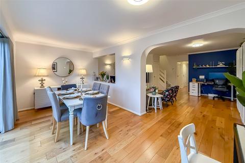 3 bedroom terraced house for sale, Wendover Close, Harpenden, Hertfordshire, AL5