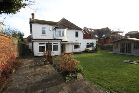 6 bedroom detached house for sale, De Roos Road, Eastbourne BN21