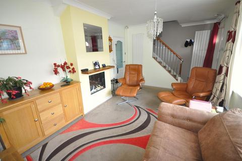 3 bedroom semi-detached house for sale, Southfield Road, Thorne, Doncaster