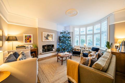 undefined, Belmont Hill, London
