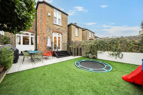 undefined, Belmont Hill, London