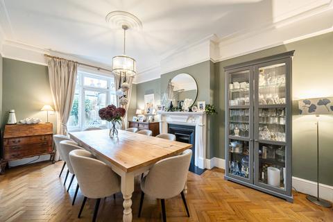 undefined, Belmont Hill, London
