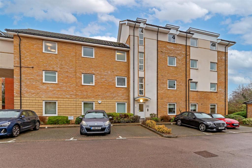 20 Dawn Court-2.jpg