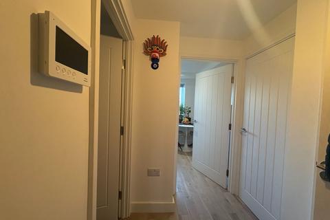1 bedroom flat for sale, Ironbridge House, Windmill Place, Southall