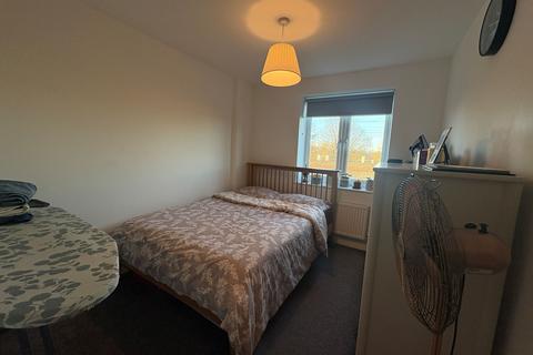 1 bedroom flat for sale, Ironbridge House, Windmill Place, Southall
