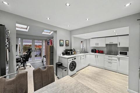 2 bedroom terraced house for sale, Highfield Road, Prestwich, M25