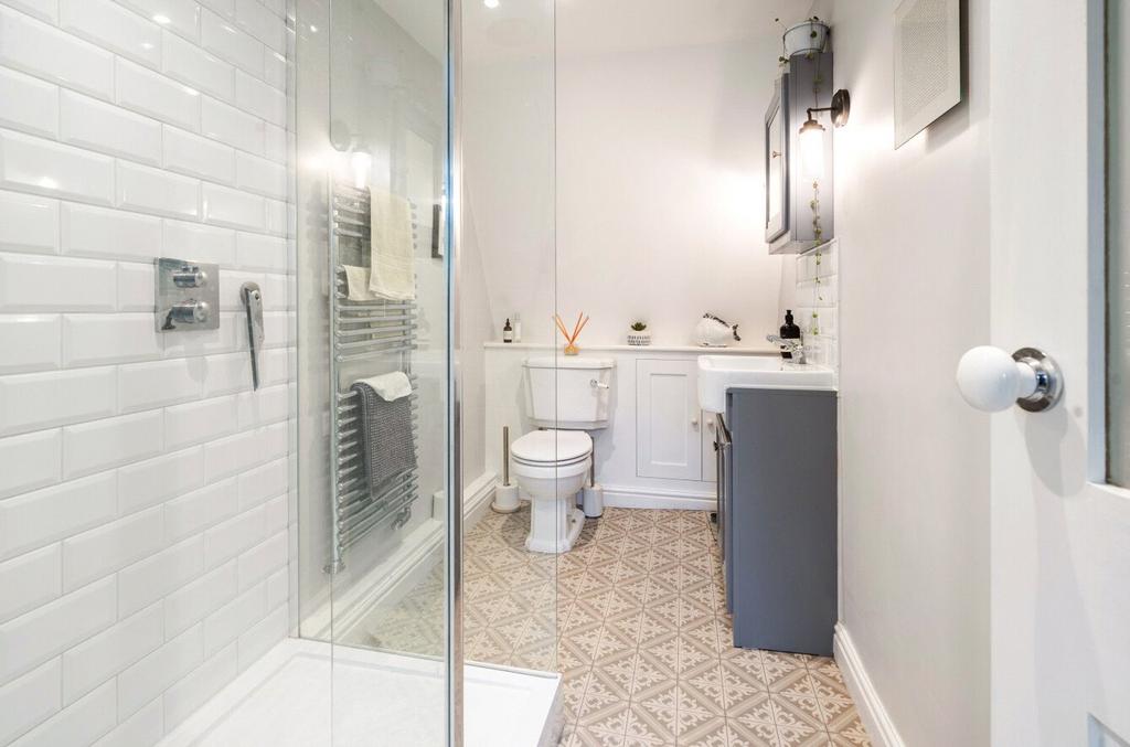 1st Floor Shower