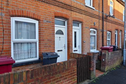 2 bedroom terraced house to rent, Waldeck Street, Reading, Berkshire