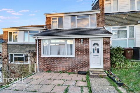 3 bedroom terraced house for sale, Sundridge Drive, Chatham