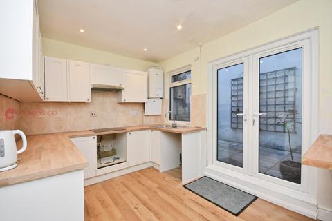 1 bedroom flat for sale, Albert Road, Ramsgate