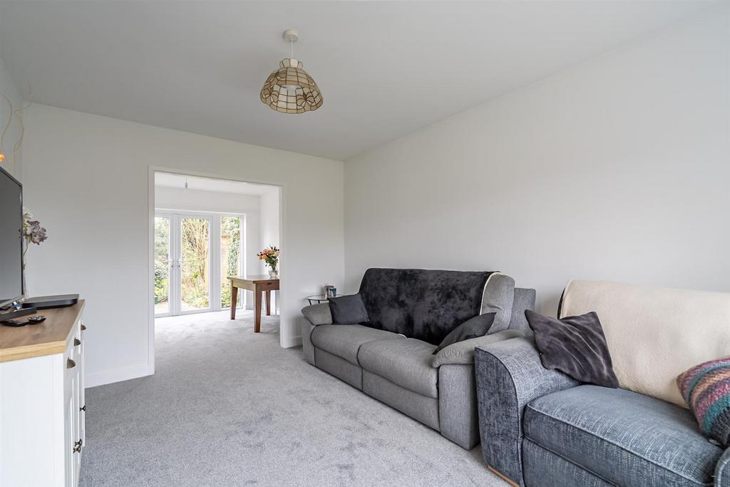 Living room / dining room
