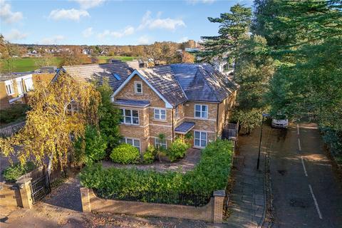 5 bedroom detached house for sale, Broom Road, Teddington