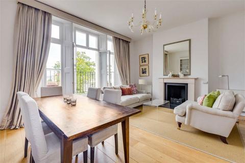 2 bedroom flat to rent, Chepstow Villas, London W11