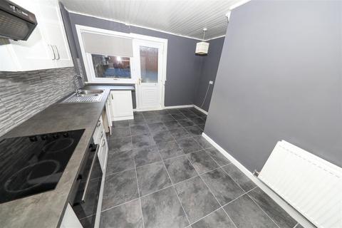 3 bedroom end of terrace house for sale, Alexander Road, Glenrothes