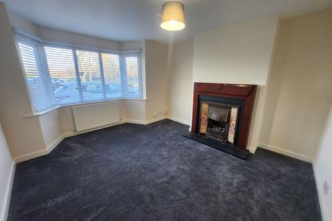 3 bedroom semi-detached house to rent, South Road, Stourbridge DY8