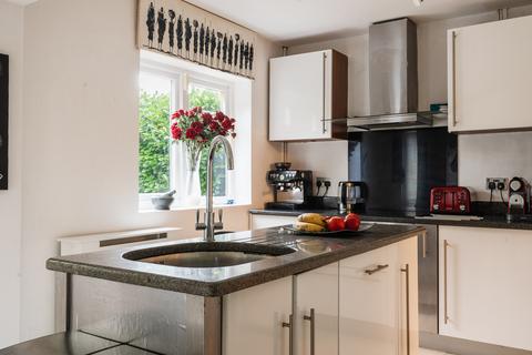 4 bedroom semi-detached house for sale, Chinnor Road, Thame, Towersey OX9 3QY