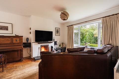 4 bedroom semi-detached house for sale, Chinnor Road, Thame, Towersey OX9 3QY