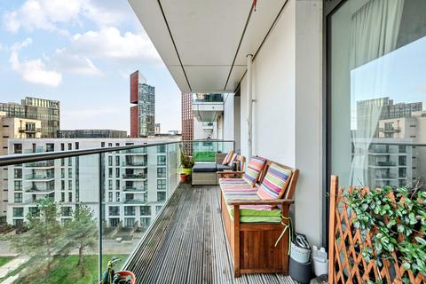 1 bedroom apartment for sale, Ravens Walk, London