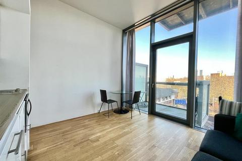 Studio to rent, Abito, Clippers Quay, Salford