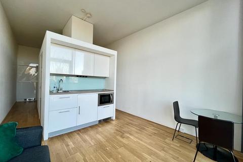 Studio to rent, Abito, Clippers Quay, Salford