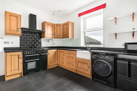 3 bedroom flat for sale, Carshalton Road, Sutton