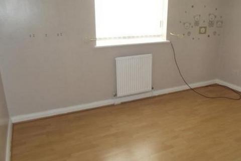 undefined, Liverpool L32