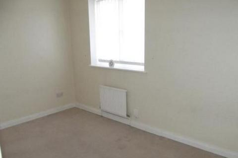 undefined, Liverpool L32