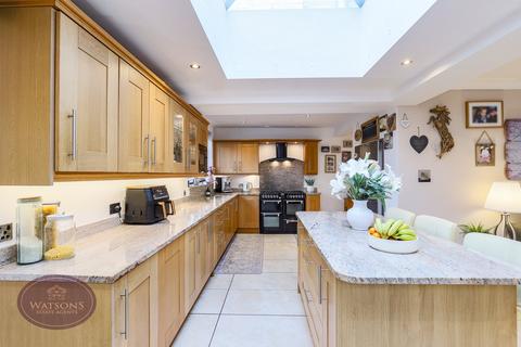4 bedroom detached house for sale, Temple Crescent, Nuthall, Nottingham, NG16