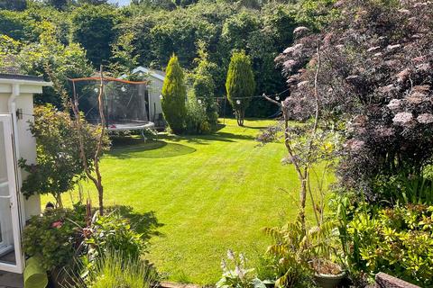 4 bedroom detached house for sale, Temple Crescent, Nuthall, Nottingham, NG16