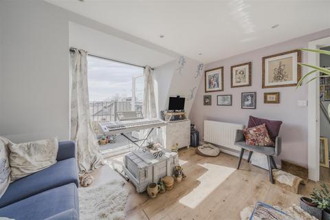 1 bedroom apartment for sale, St. James Road, Surbiton