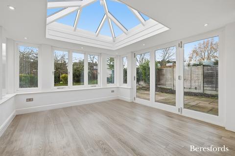 5 bedroom detached house for sale, Woodway, Hutton, CM13