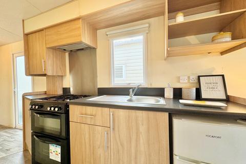 undefined, Three Bed ABI Vista Oaklands Holiday Park, Clacton-on-Sea CO16